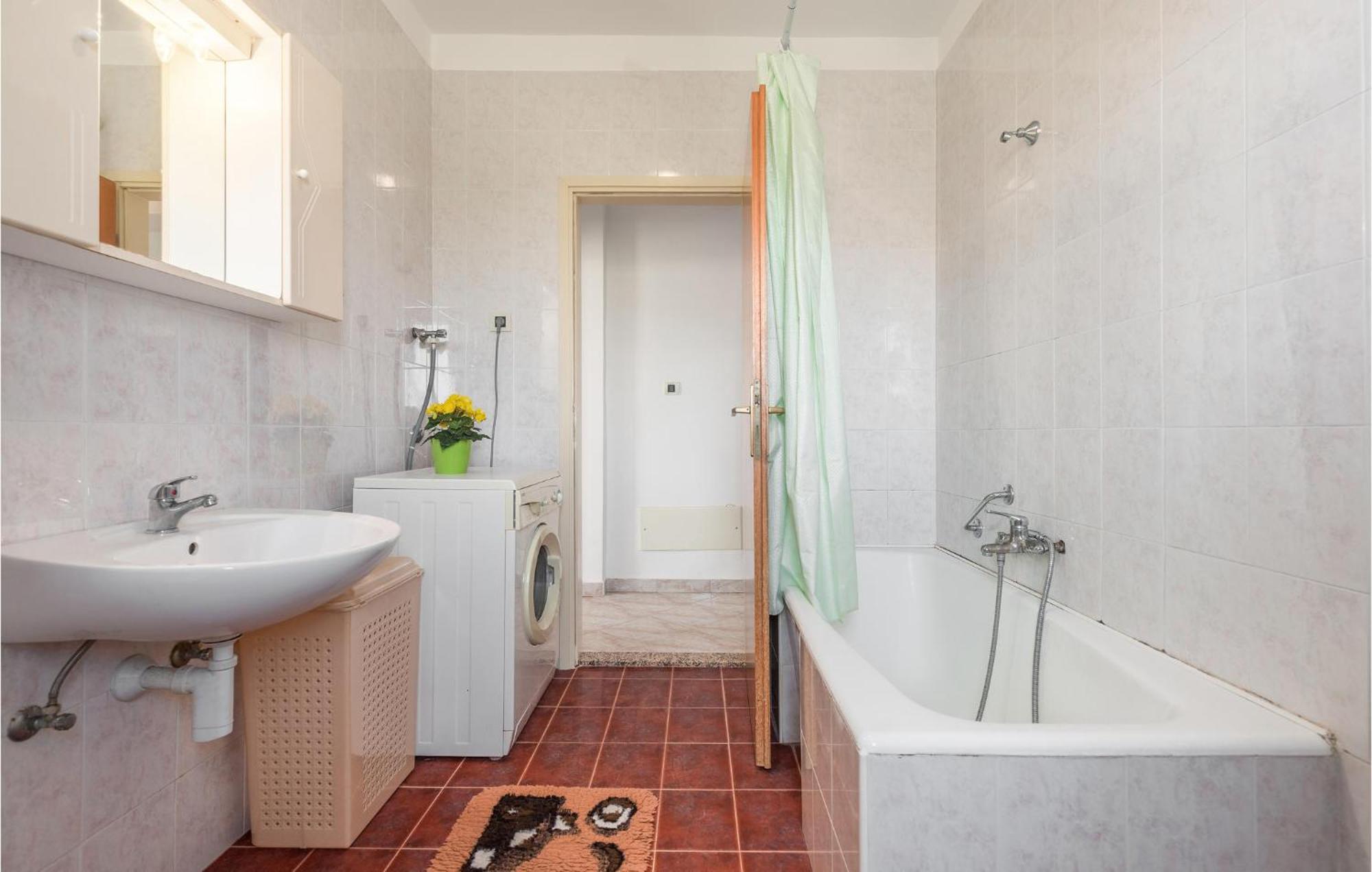 Beautiful Home In Visnjan With Wifi المظهر الخارجي الصورة